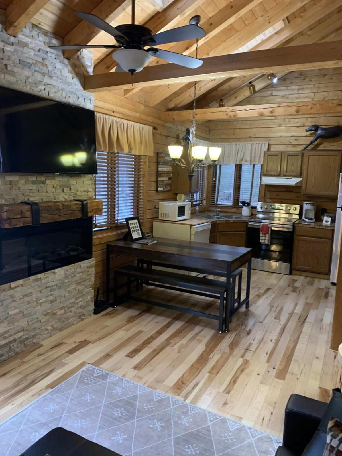 Crystal Mountain Cabin-Shuttle Pass Included! Thompsonville Exterior photo