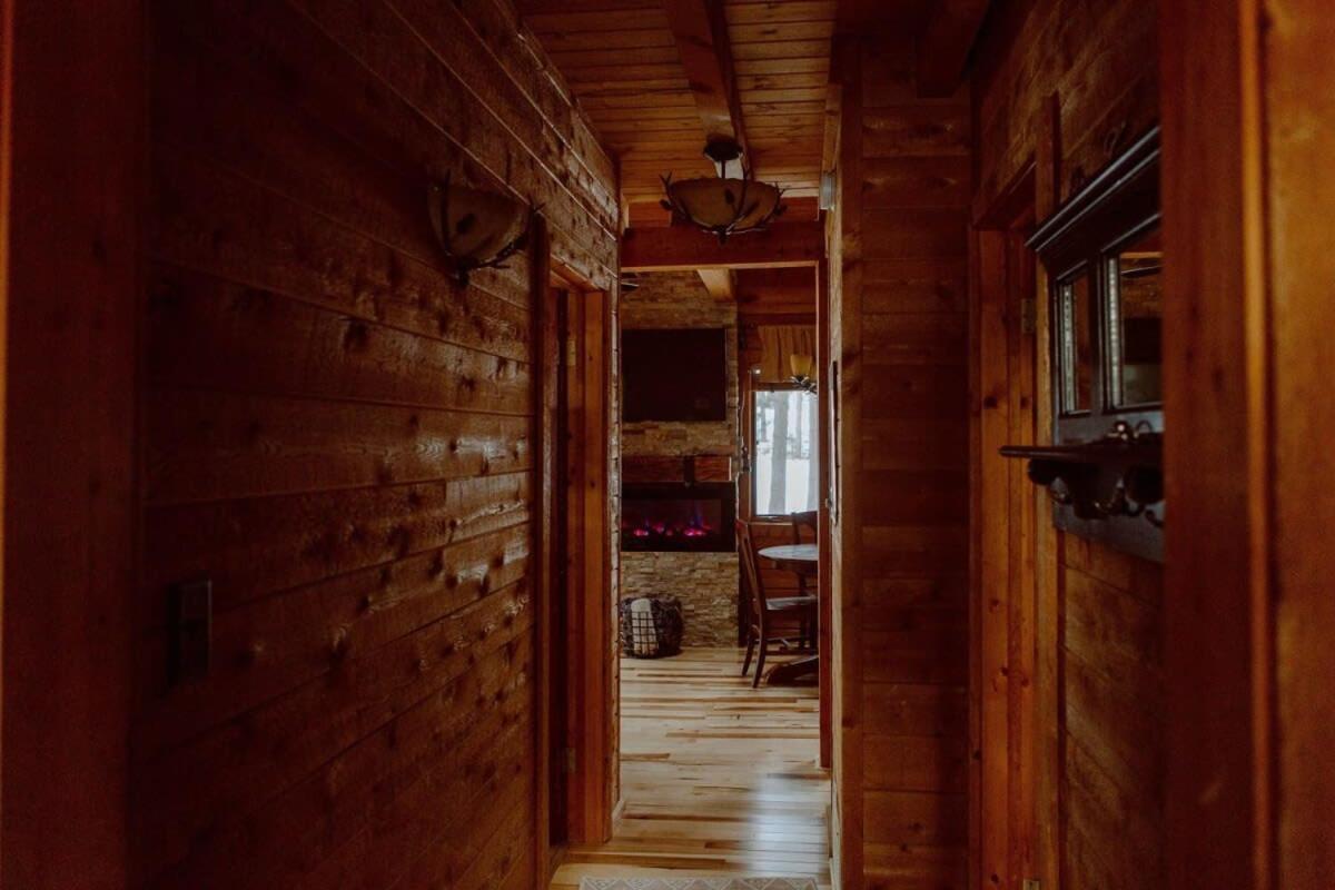 Crystal Mountain Cabin-Shuttle Pass Included! Thompsonville Exterior photo