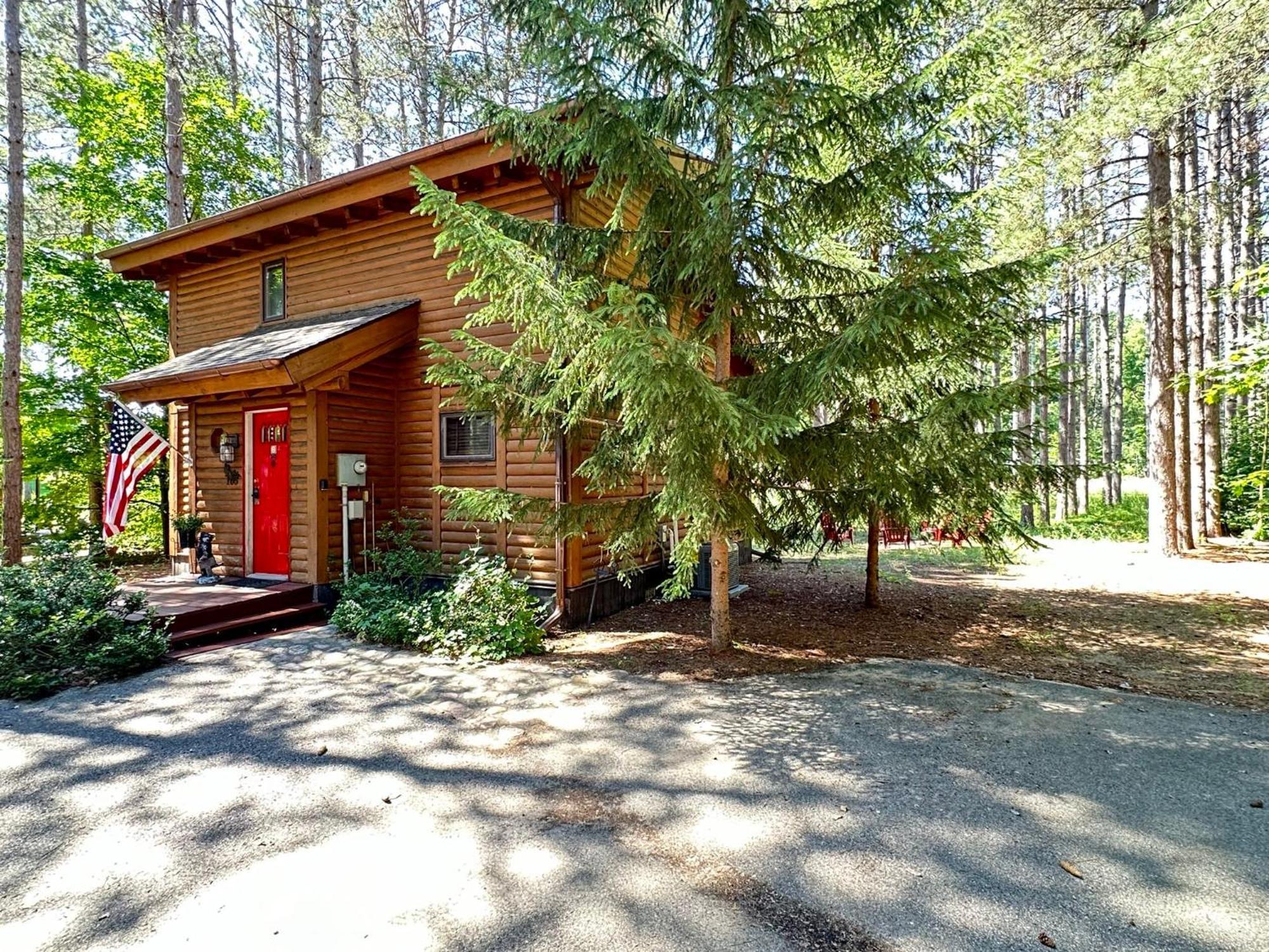 Crystal Mountain Cabin-Shuttle Pass Included! Thompsonville Exterior photo