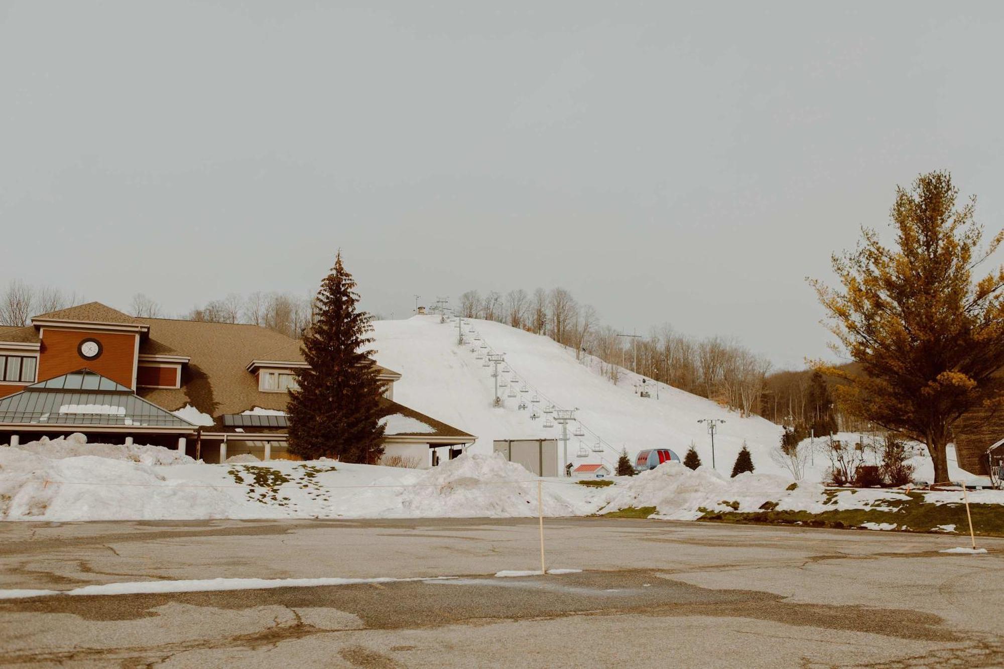 Crystal Mountain Cabin-Shuttle Pass Included! Thompsonville Exterior photo
